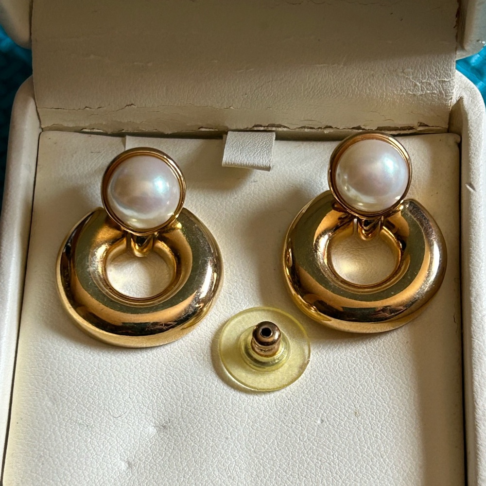 Earrings - Picture 9 of 13